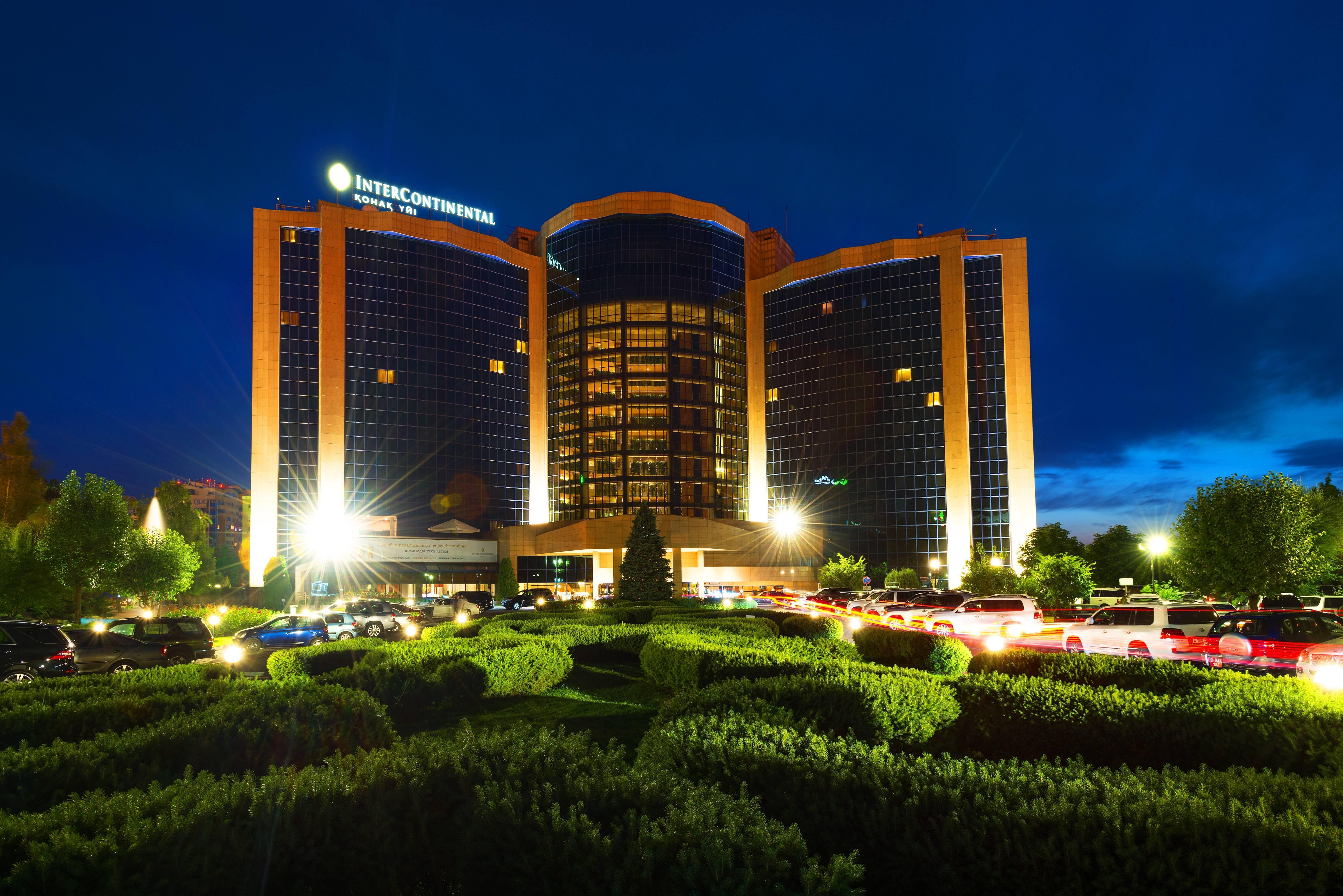 Intercontinental Almaty, An Ihg Hotel מראה חיצוני תמונה